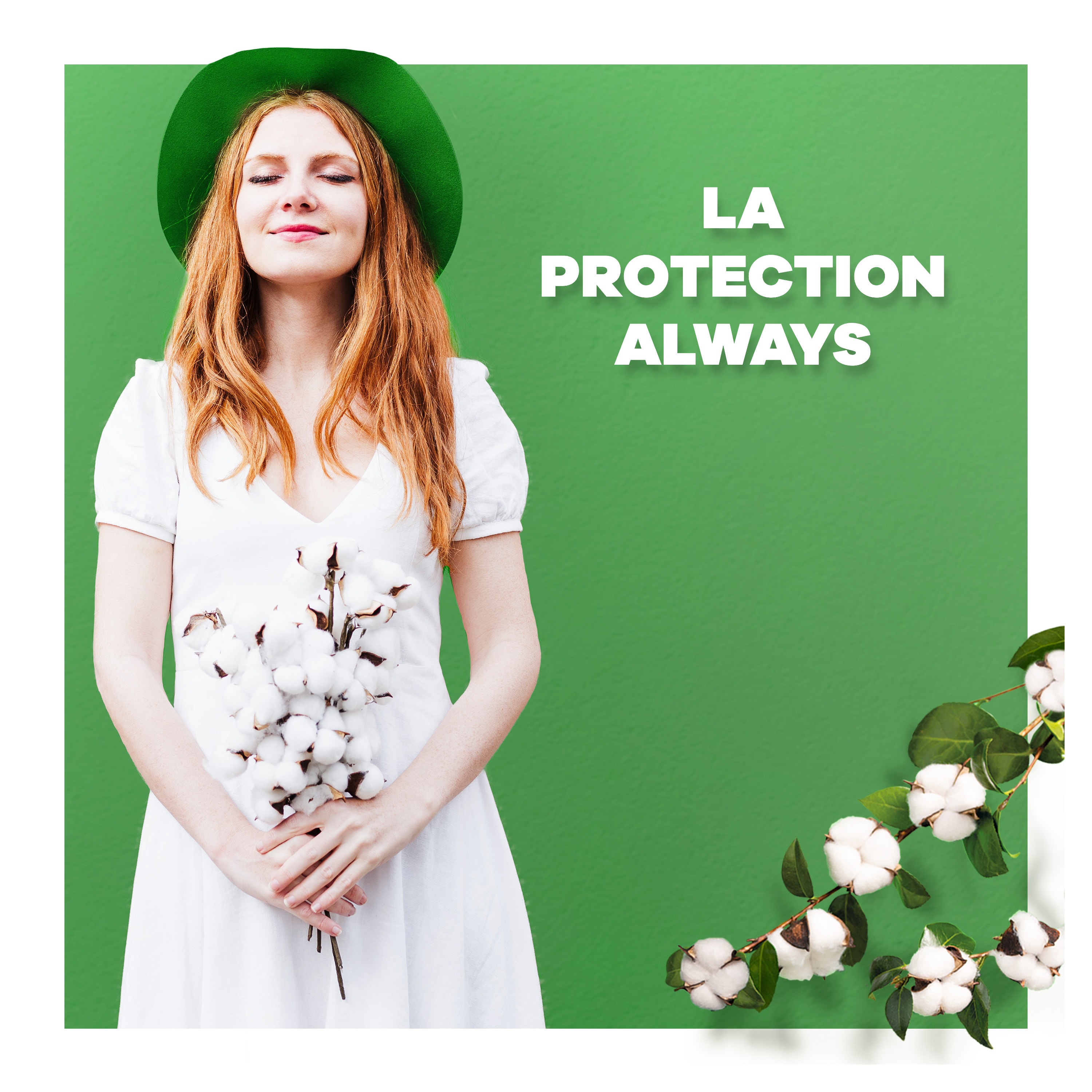 Femme avec des branches de coton dans ses mains 