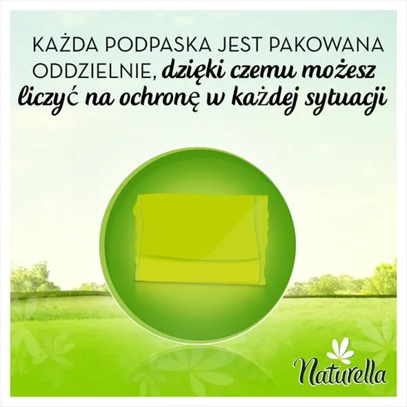 Podpaska marki Naturella zapakowana oddzielnie, z graficznym tłem przedstawiającym przyrodę.