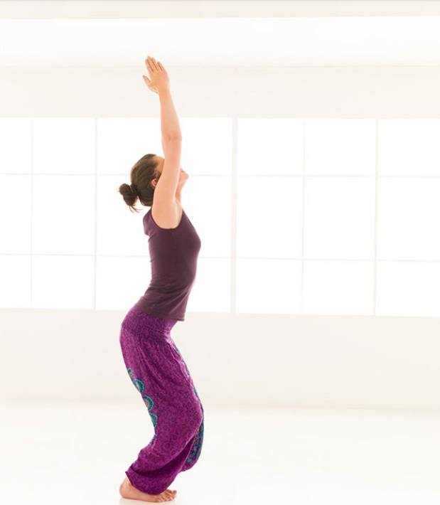 Position de yoga à faire à la maison
