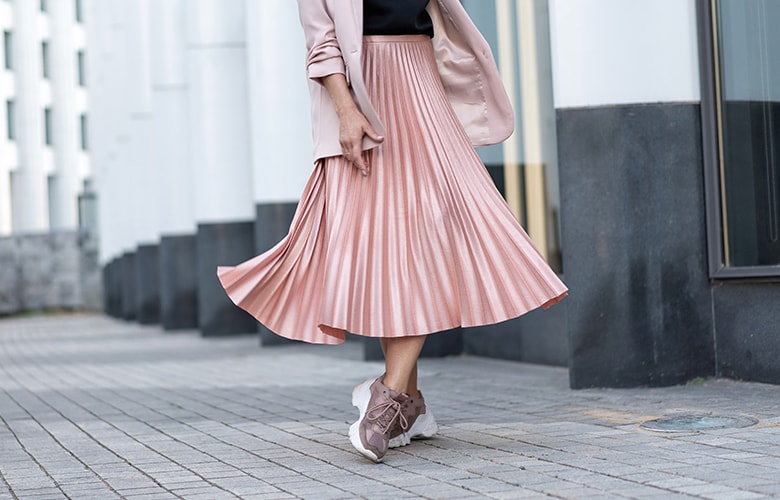Τρία look που πρέπει οπωσδήποτε να υιοθετήσεις αυτές τις γιορτές